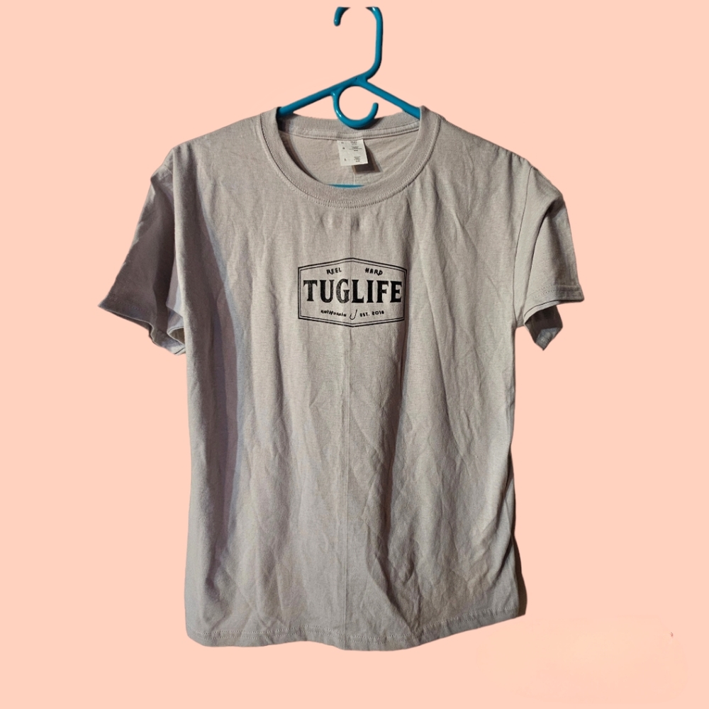 Grey Shirt with Tug Life Print